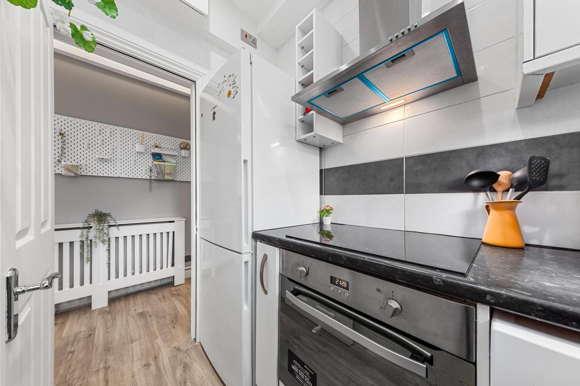 Stylish, Fully Equipped Central Apartment Beside Hyde Park London Bagian luar foto